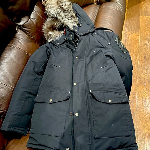 Moose knuckles size small jacket almost new - Picture 1 of 5